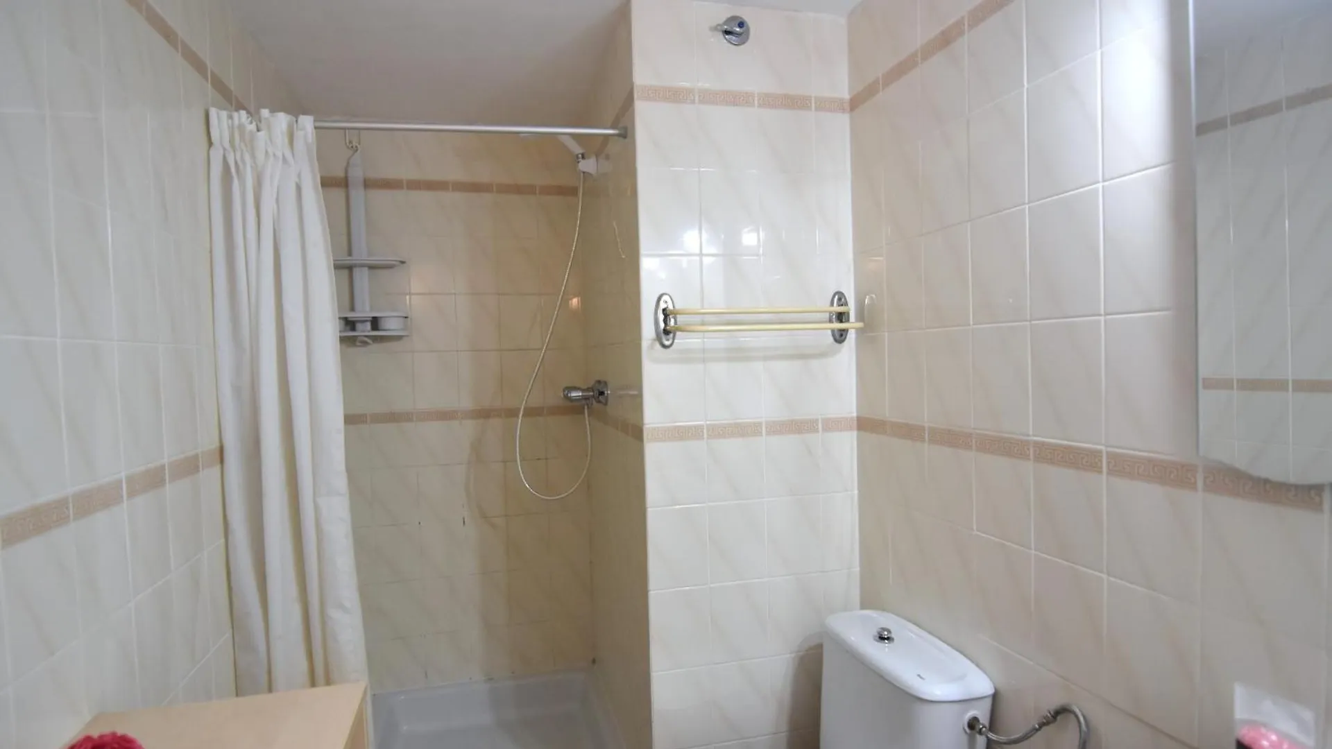 Rnet - Estrella De Mar Santa Margarita Roses Apartment
